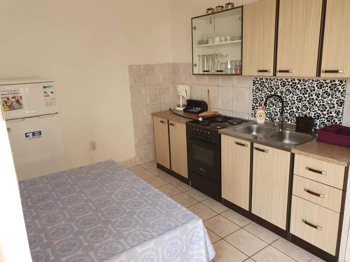 Apartman Meg Apartment Malinska Exterior photo
