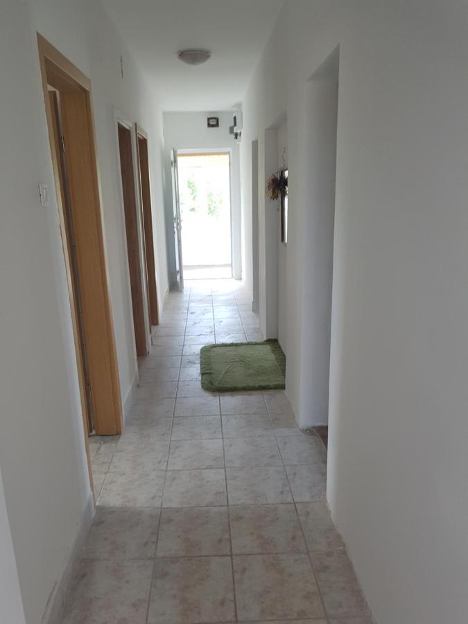 Apartman Meg Apartment Malinska Exterior photo